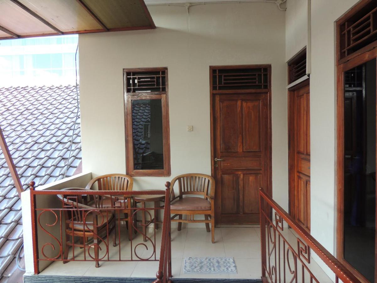 Shabrina Homestay Syariah Kalasan Exterior foto